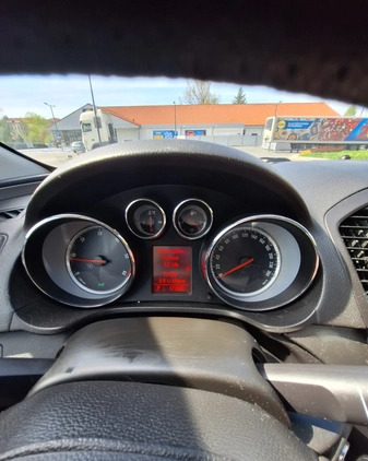 Opel Insignia cena 27000 przebieg: 174000, rok produkcji 2009 z Żywiec małe 466